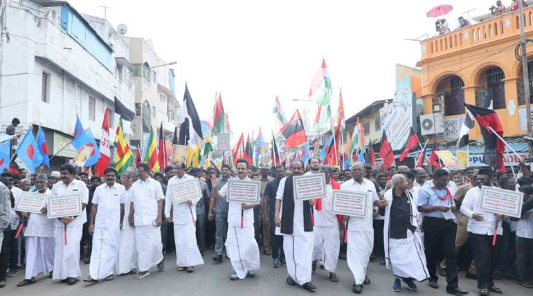 DMK Rally Starts in Egmore and Ends in Rajarathinam Stadium